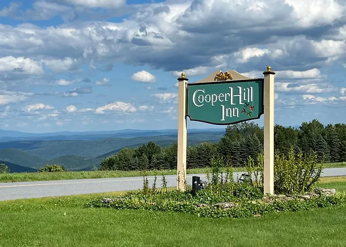 Cooper Hill Inn