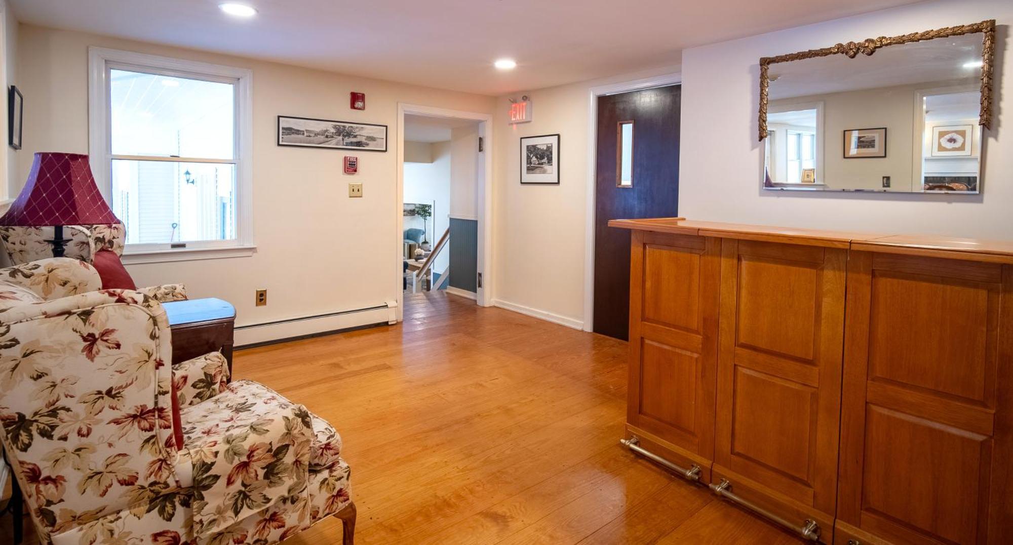 Cooper Hill Inn 3*