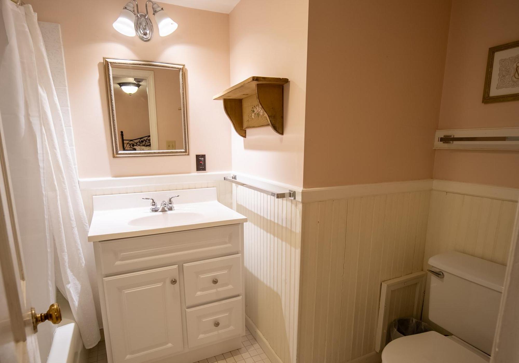 Cooper Hill Inn 3*